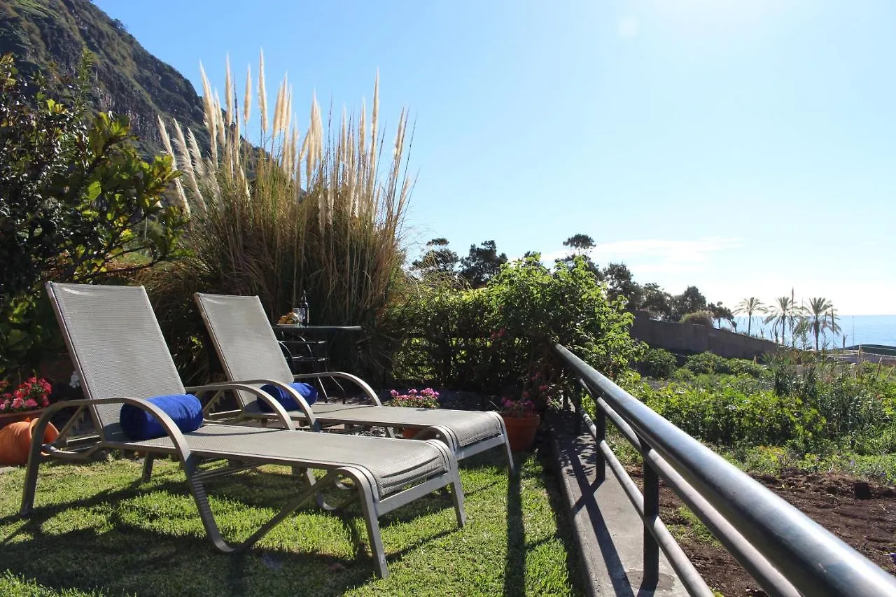 Sunset Sea Breeze Guest House Madalena do Mar